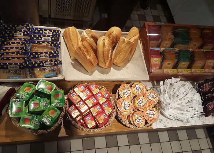 Hotel Du Jura Parigi